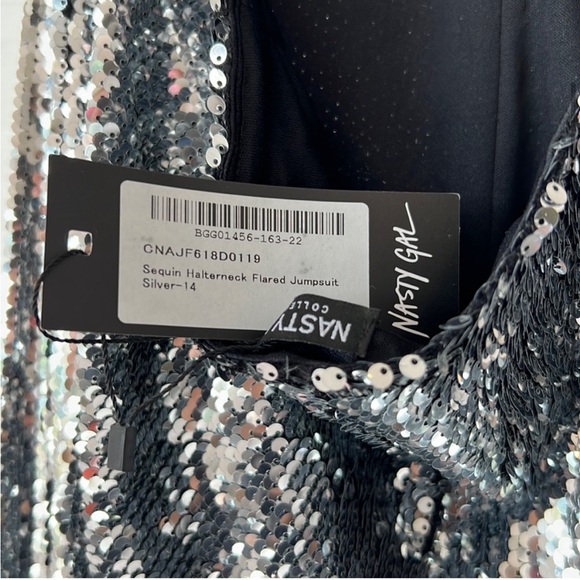 Nasty gal size 10 sequin jumpsuit silver - Picture 3 of 3